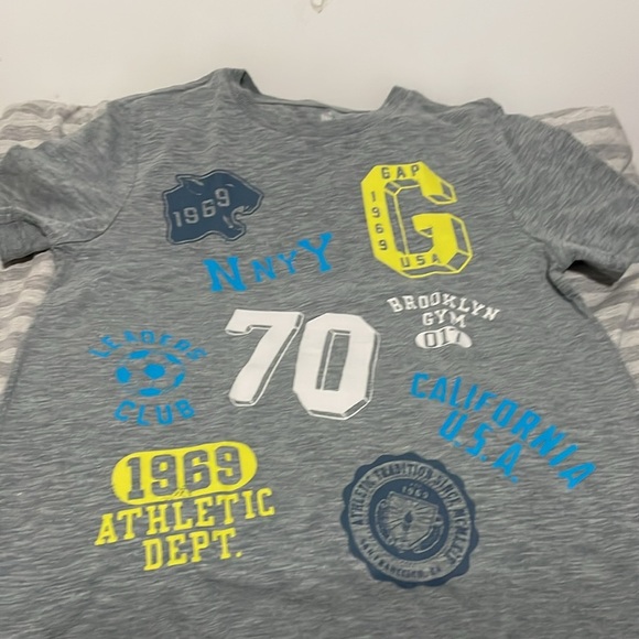 Bundle of 5 GAP Boys T-Shirts Size M-L - Picture 6 of 7